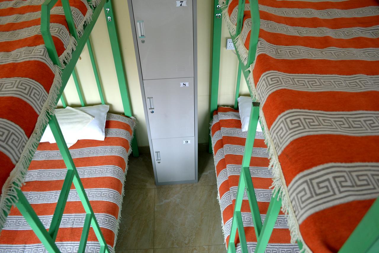 Danista Nomads Tour Hostel Улан-Батор Экстерьер фото